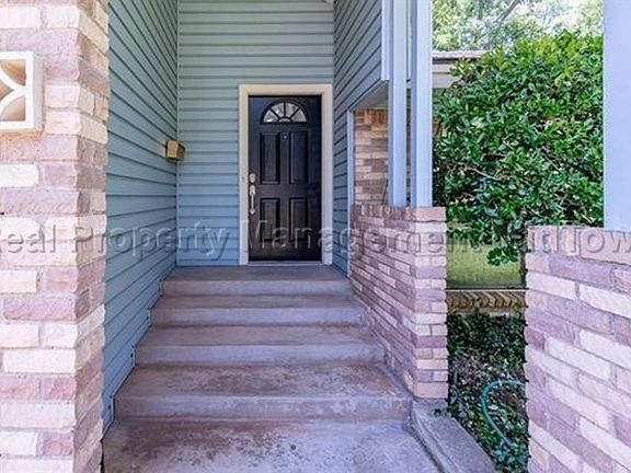 3rd image of 1216 Academy Dr