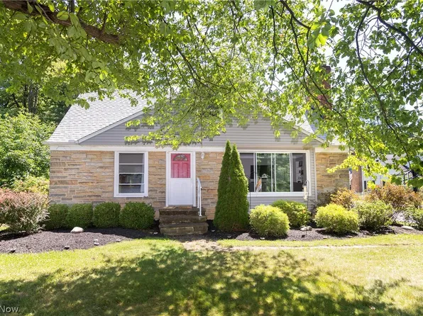 9081 Fair Rd, Strongsville, OH 44149