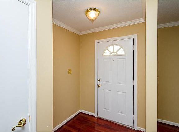 3rd image of 229 Anneswood Dr