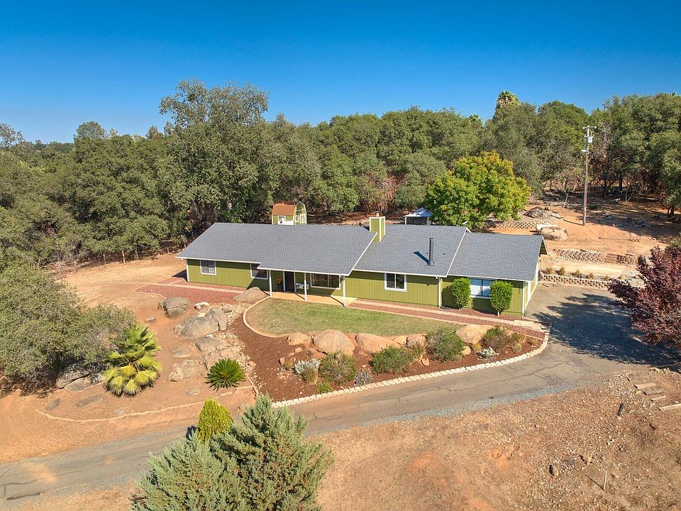 1st image of 2405 Fairview Ln