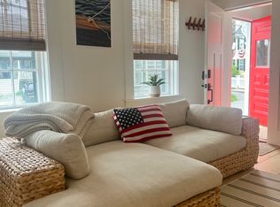 64 Front St APT 1, Marblehead, MA 01945