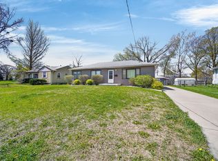 2306 48th Pl, Des Moines, IA 50310