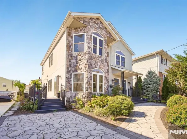 36 Columbia Avenue, Lodi, NJ 07644