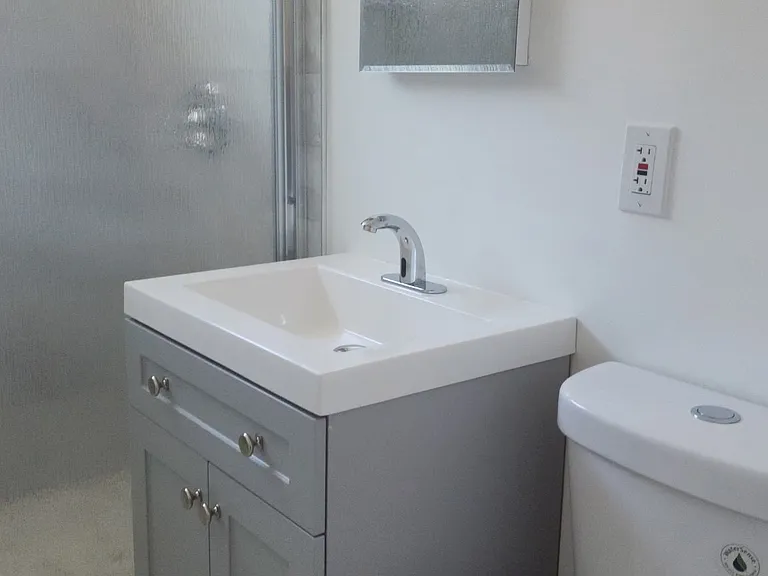 5022 Santa Ana St #5024 — Photo 2