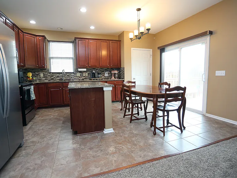 2502 Raven Ridge Dr — Photo 14