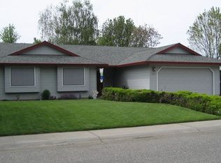 749 Brandonbury Ln, Chico, CA 95926