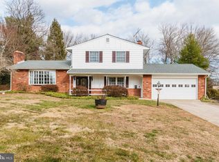 2101 Givenswood Dr, Fallston, MD 21047