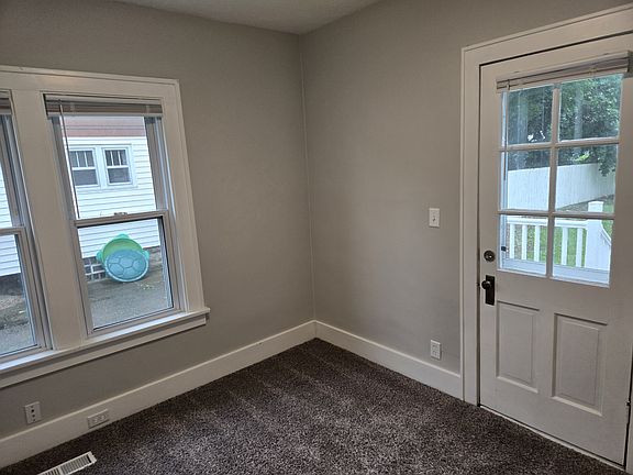 4th image of 5523 Pleasant Ave #2