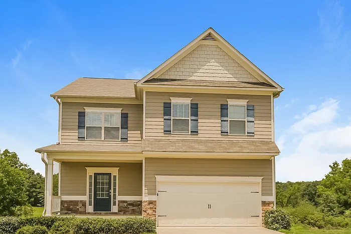 4 bed, 2.5 bath, 2254 sqft, $2,275 — Photo 1