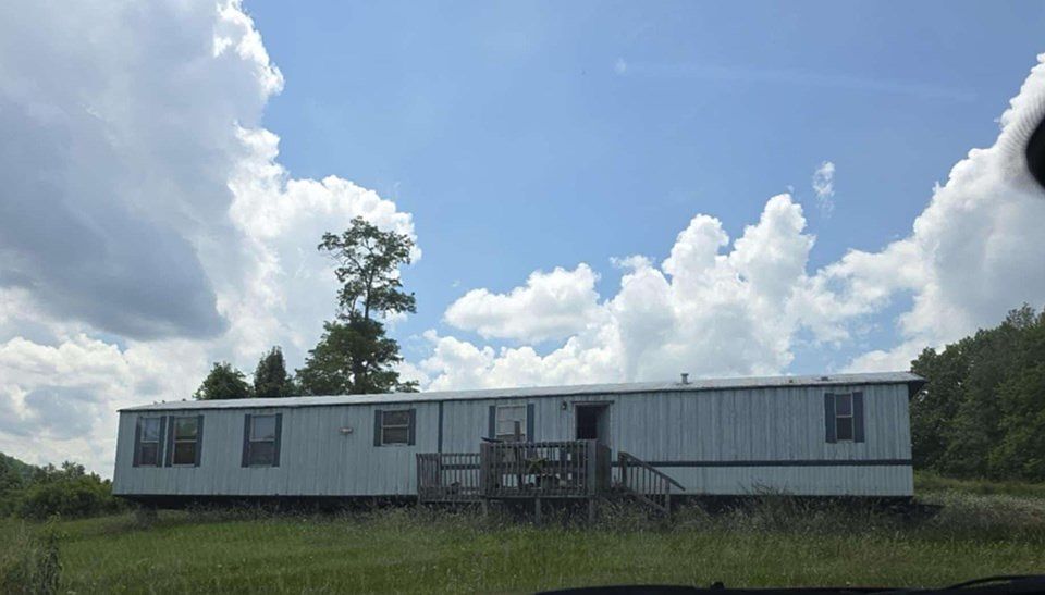 2nd image of 1660 Twelvemile Rd