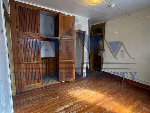 4th image of 619 S 5th St APT 1