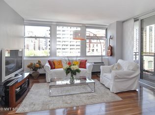 30 E Elm St APT 7A, Chicago, IL 60611
