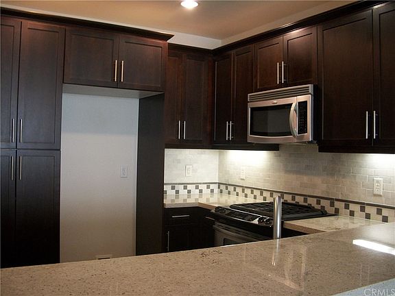 3rd image of 2349 Jefferson St Unit 221