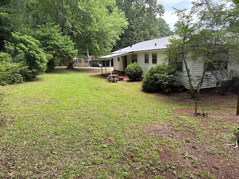 901 Carson Ln SW — Photo 15