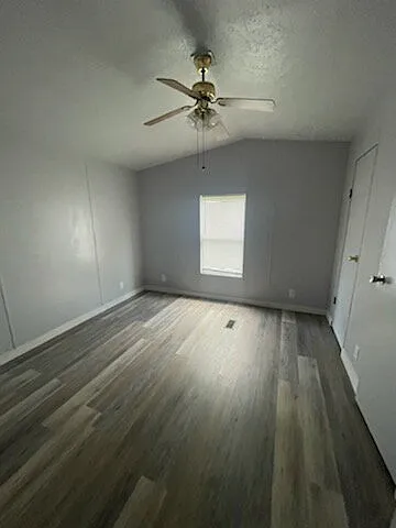 142 Pelt Ln — Photo 8