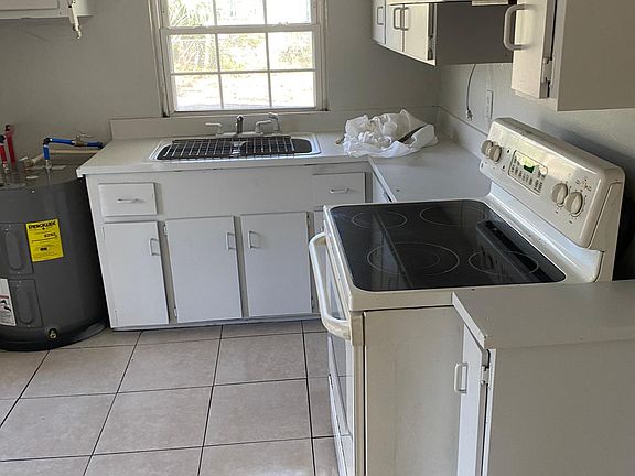 3rd image of 5260 Cord Ave