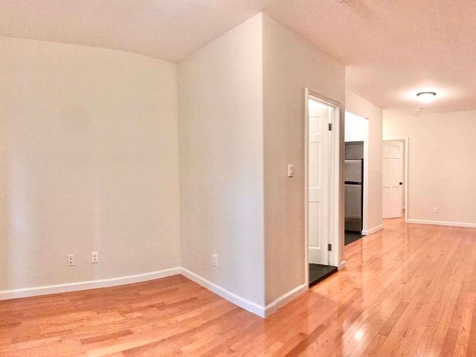 2nd image of 54 E 4th St APT 20