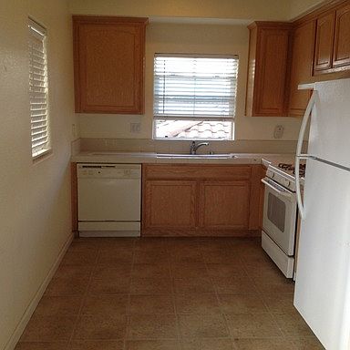 2nd image of 11-A Huerta St