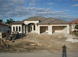 5334 SW 22nd Place Cpe, Coral, FL 33914