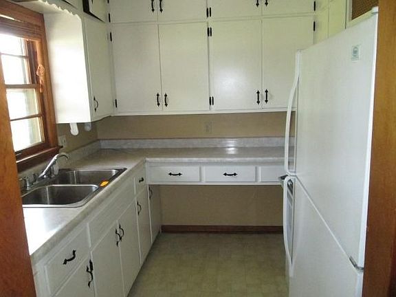 3rd image of 7495 N State Road 267