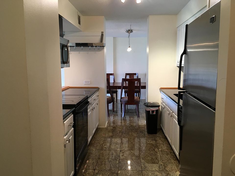 1st image of 1169 S Plymouth Ct APT 102