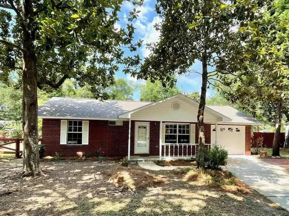 3101 Lynn Dr, Navarre, FL 32566