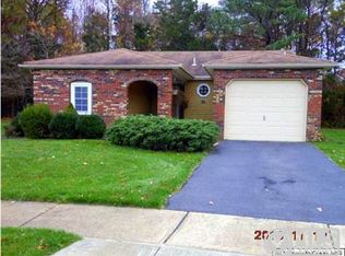 5 Cascade Ct, Brick, NJ 08724