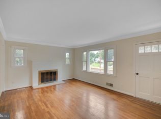 4114 Addison Rd, Fairfax, VA 22030