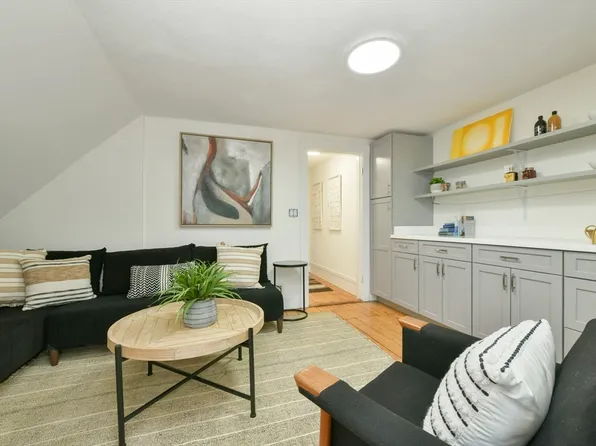 341 Highland Ave #3, Somerville, MA 02144