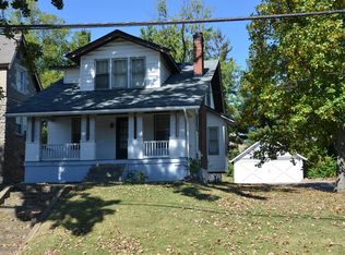 3702 Boomer Rd, Cincinnati, OH 45247