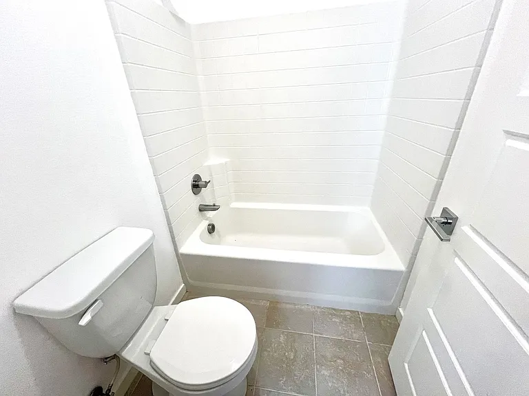730 Brooklyn Dr — Photo 13