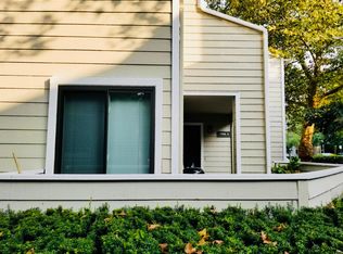 1906A Villaridge Dr, Reston, VA 20191