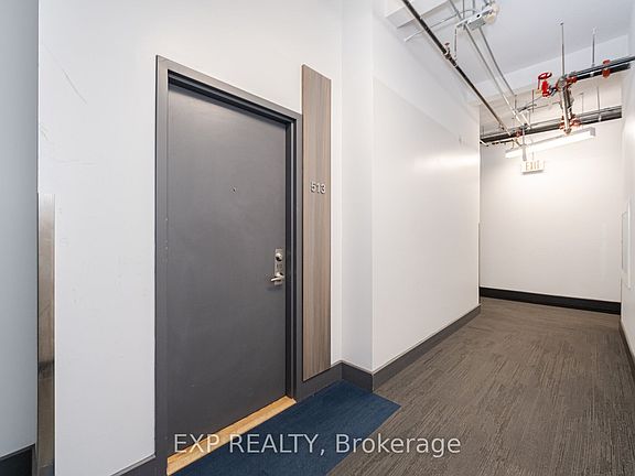 4th image of 955 Queen St W #513