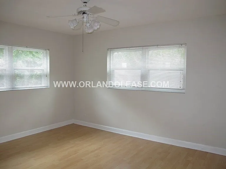 1803 Pineview Cir — Photo 7