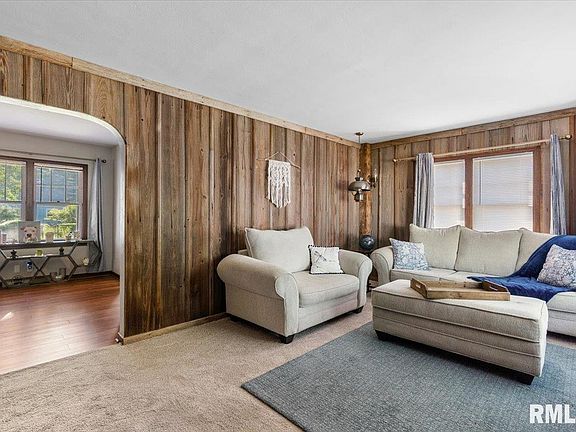 5th image of 2216 S College St