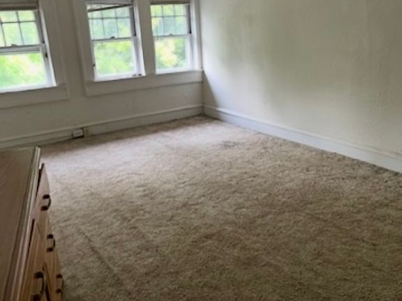 4th image of 611 Gibson Ave #4