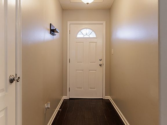 5th image of 5708 Emily Ln