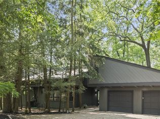 716 Woodland Rd, Bradfordwoods, PA
