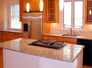 340 Lake Ave #1, Newton, MA 02461