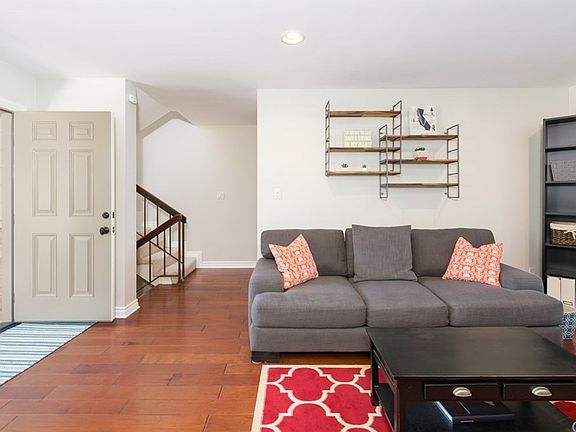 4th image of 520 Avenue B Unit 3