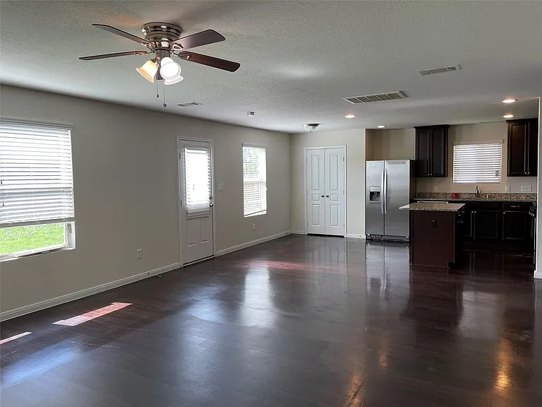 2522 Bedrock Ln — Photo 7