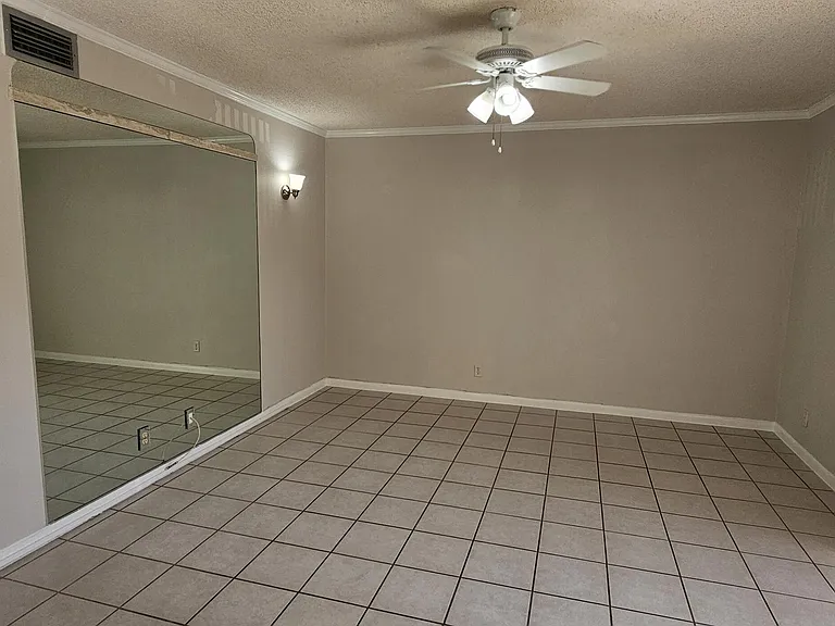 2245 SW 22nd Ave #1020 — Photo 14