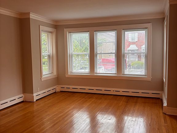 4th image of 5642 N Bernard St #1