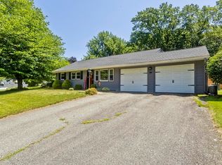 101 Old Farm Rd, Springfield, MA 01119