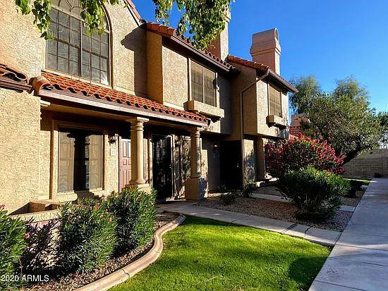 2 bed, 2.5 bath, 1146 sqft, $1,800 — Photo 1
