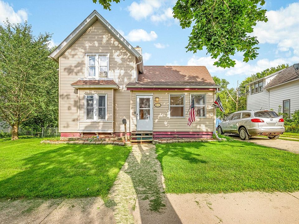1st image of 810 Union Ave