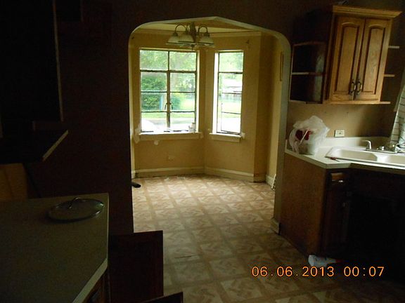 4th image of 151 W 142nd St
