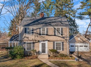 1132 Parker Ave, Kalamazoo, MI 49008