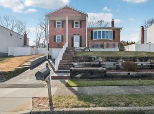 39 Cherry Street, Selden, NY 11784