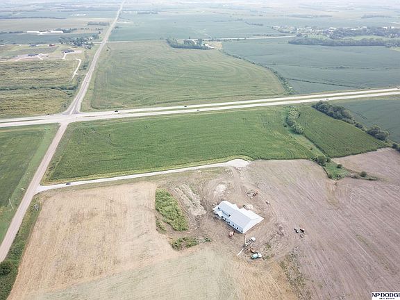 3rd image of 10.01 Highway 77